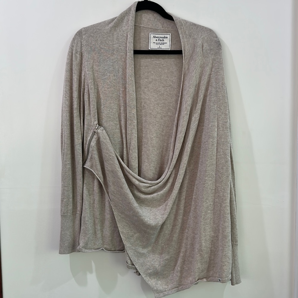 Abercrombie and Fitch Zip Up - Picture 1 of 8